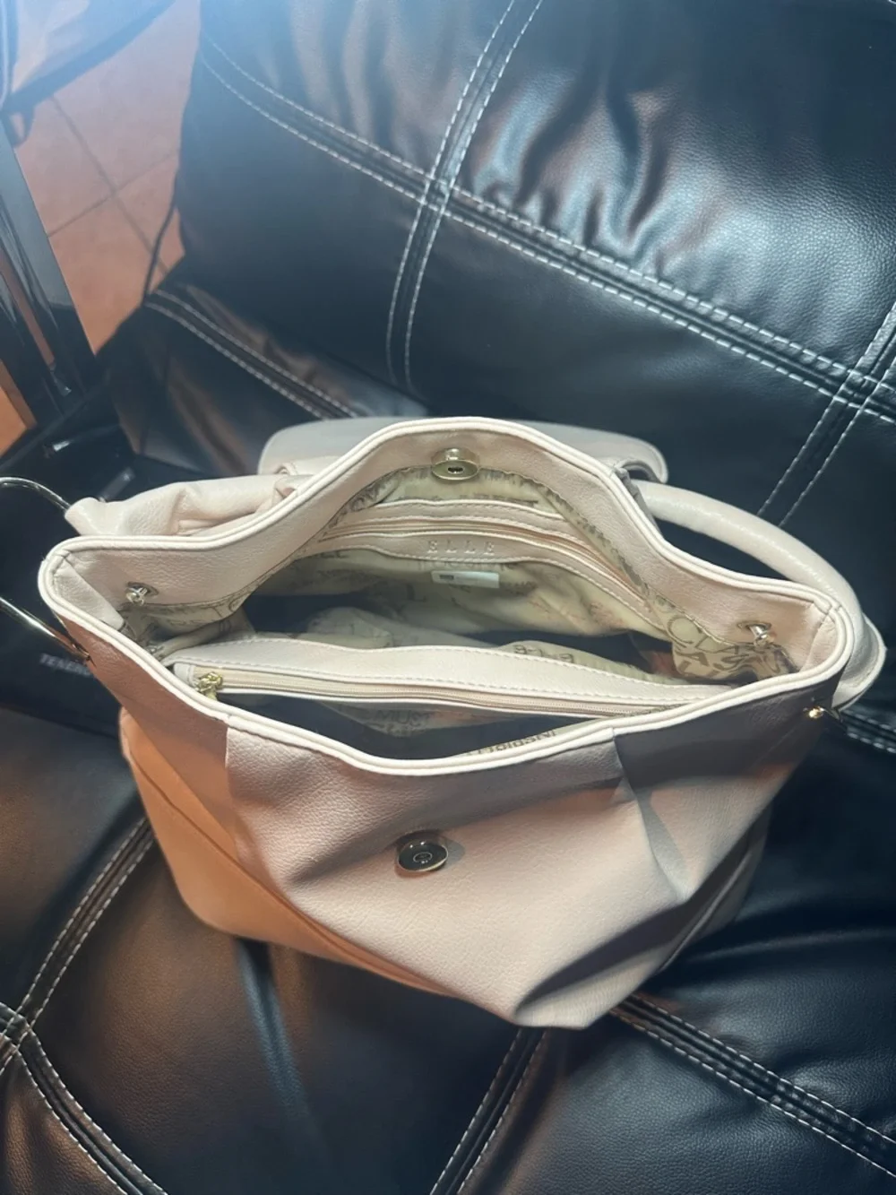 Women's Cream Hobo Handbag - Soft Leather Shoulder Bag